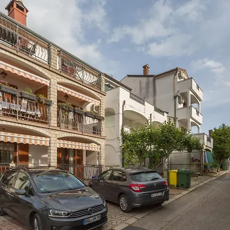 17473b Apartman